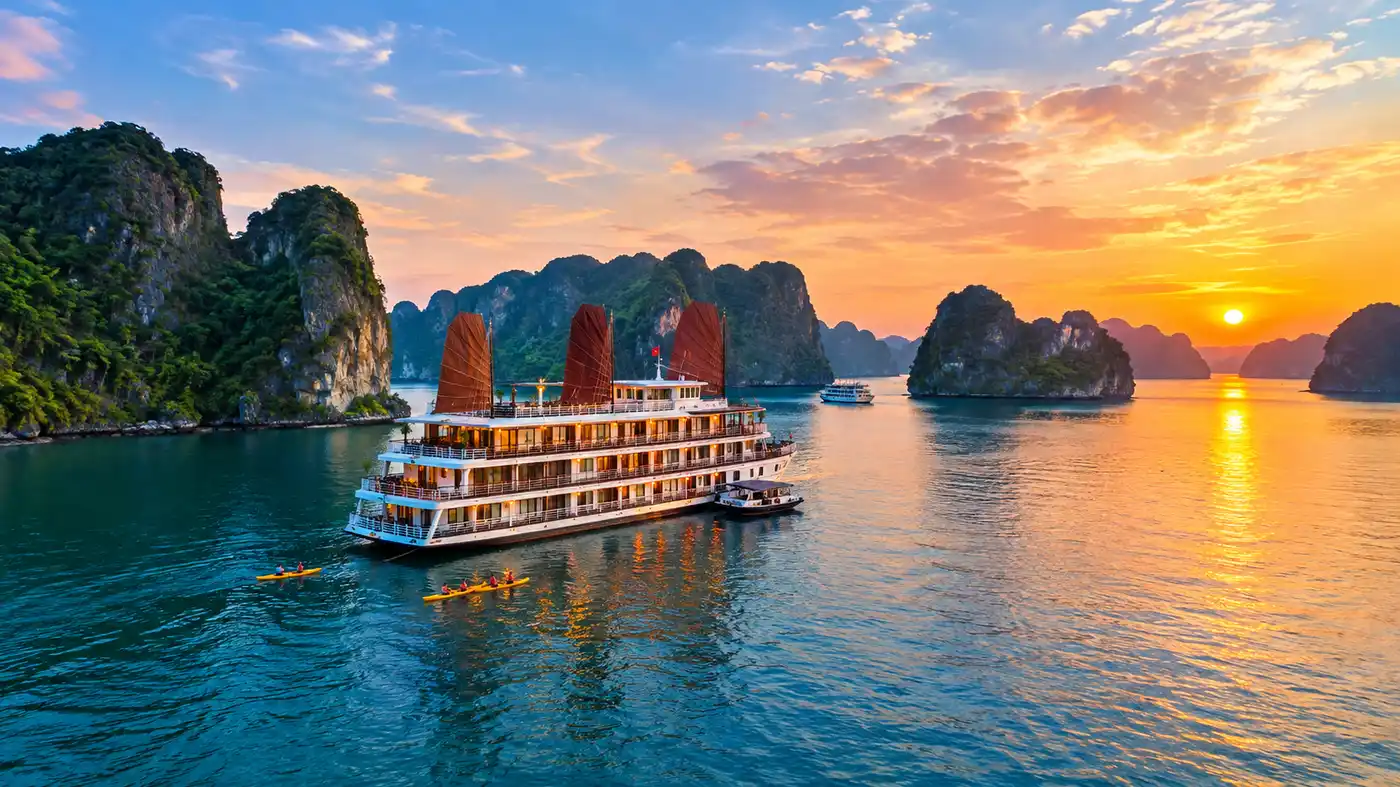 Baia di Halong: Itinerario e Pianificazione della Crociera di 3 Giorni e 2 Notti